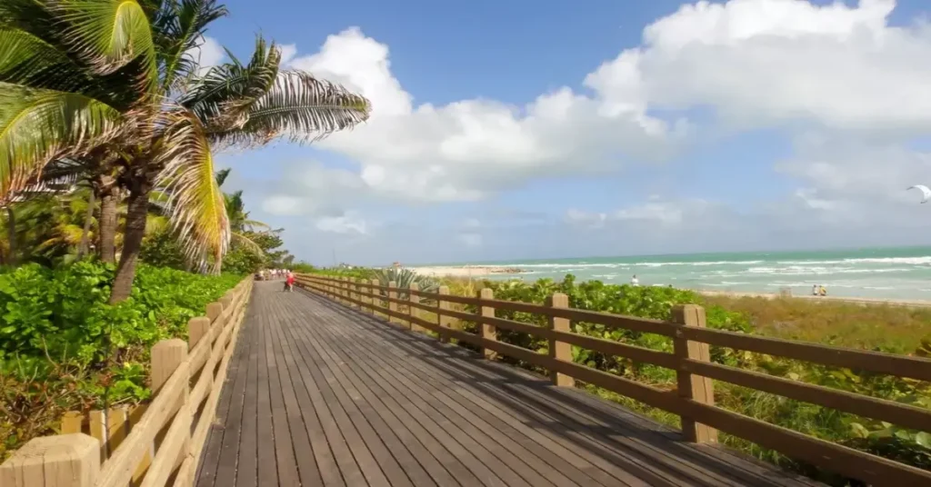 miami south beach boardwalk