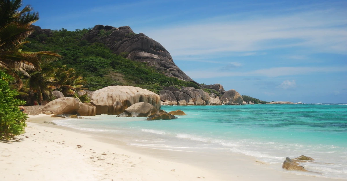 top 10 cleanest beaches in the world
